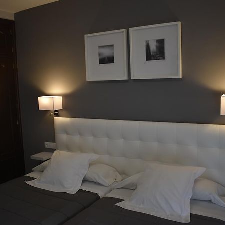 Hostal El Rocio Paracuellos de Jarama Zewnętrze zdjęcie