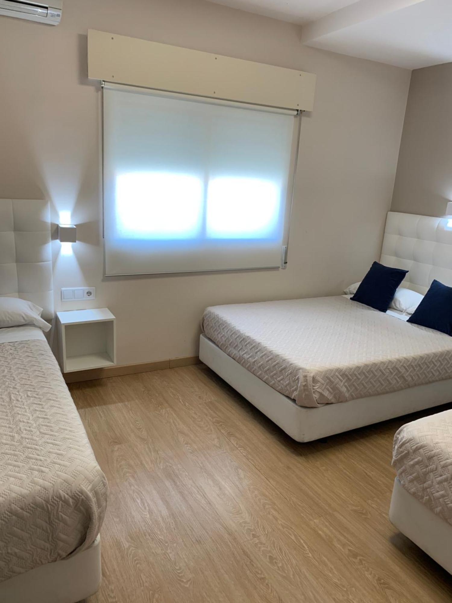 Hostal El Rocio Paracuellos de Jarama Zewnętrze zdjęcie