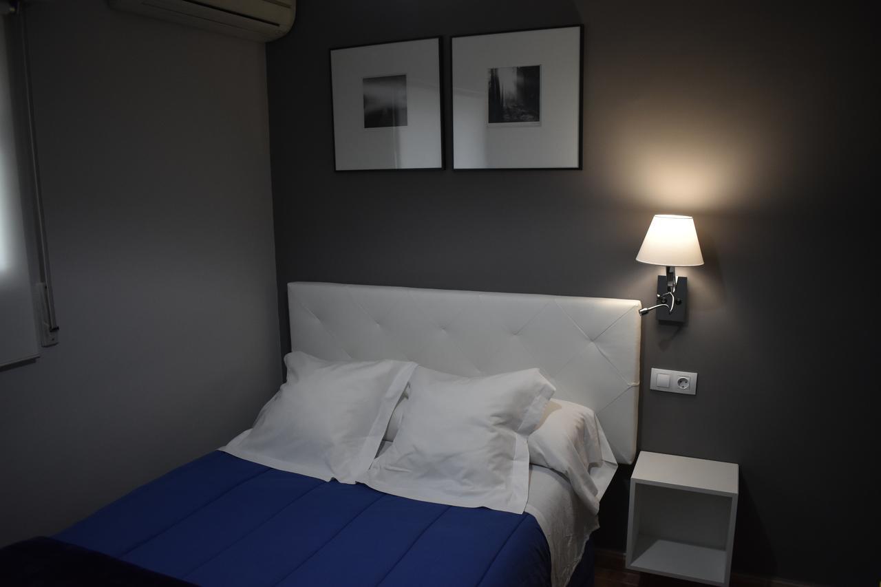 Hostal El Rocio Paracuellos de Jarama Zewnętrze zdjęcie