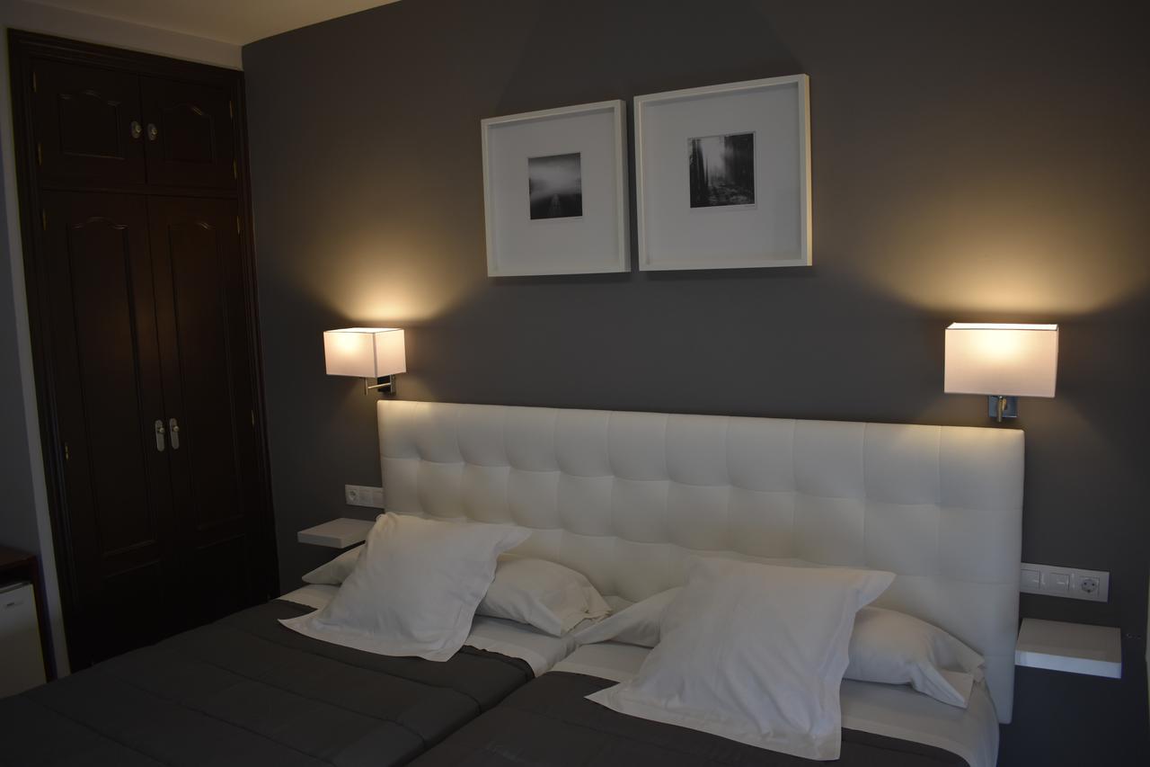 Hostal El Rocio Paracuellos de Jarama Zewnętrze zdjęcie