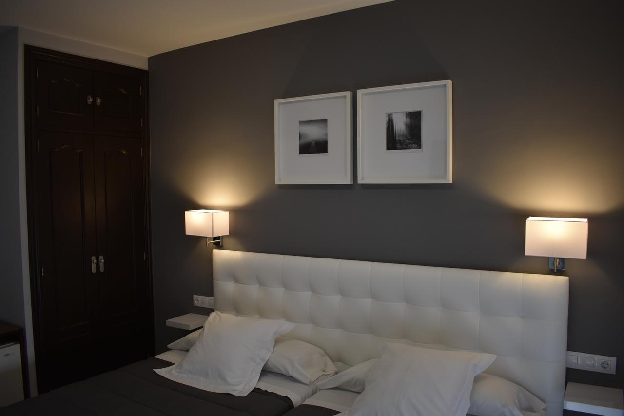 Hostal El Rocio Paracuellos de Jarama Zewnętrze zdjęcie